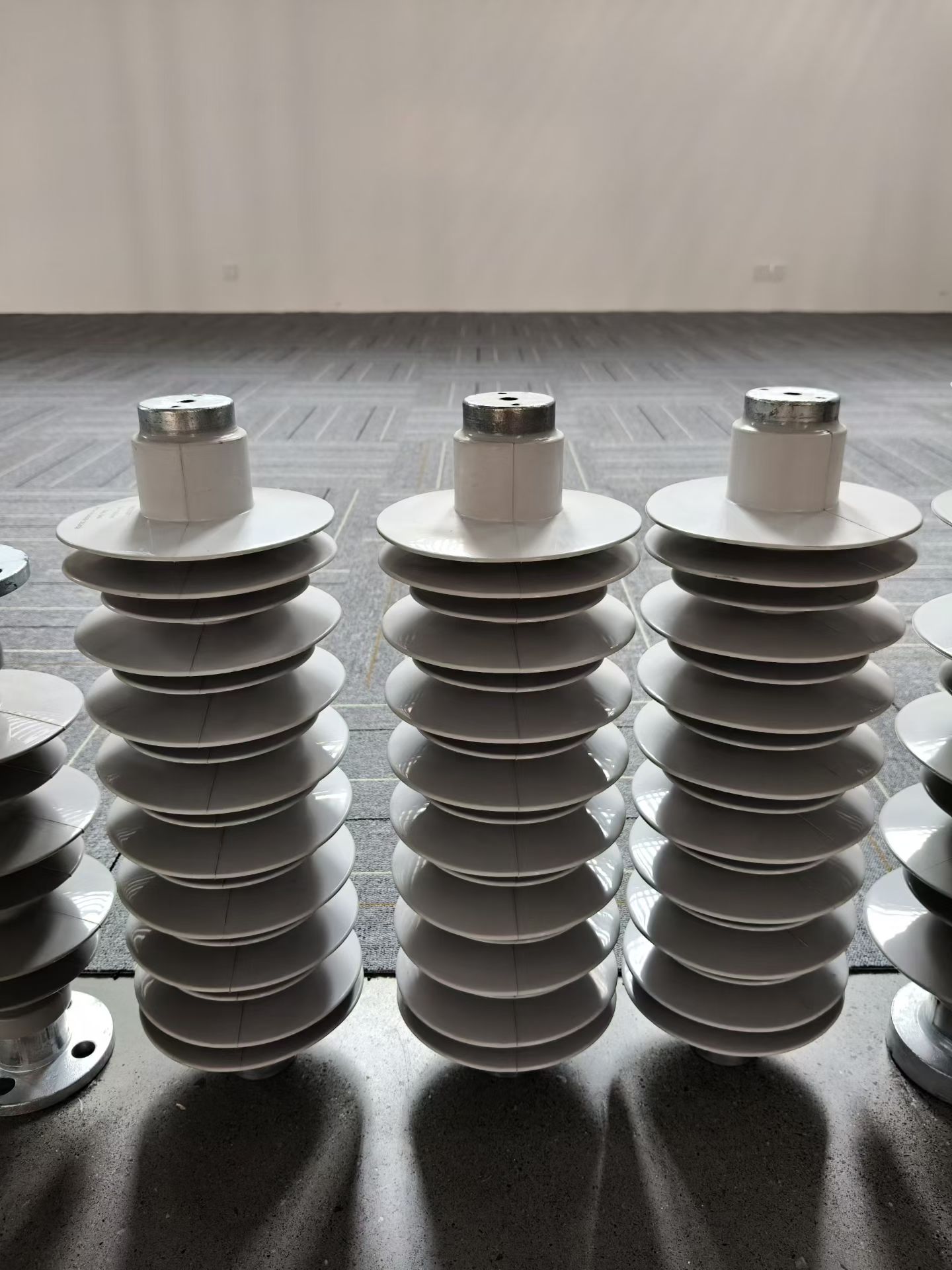 Composite insulators